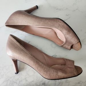 Stuart Weitzman Peep Toe Pumps 9N